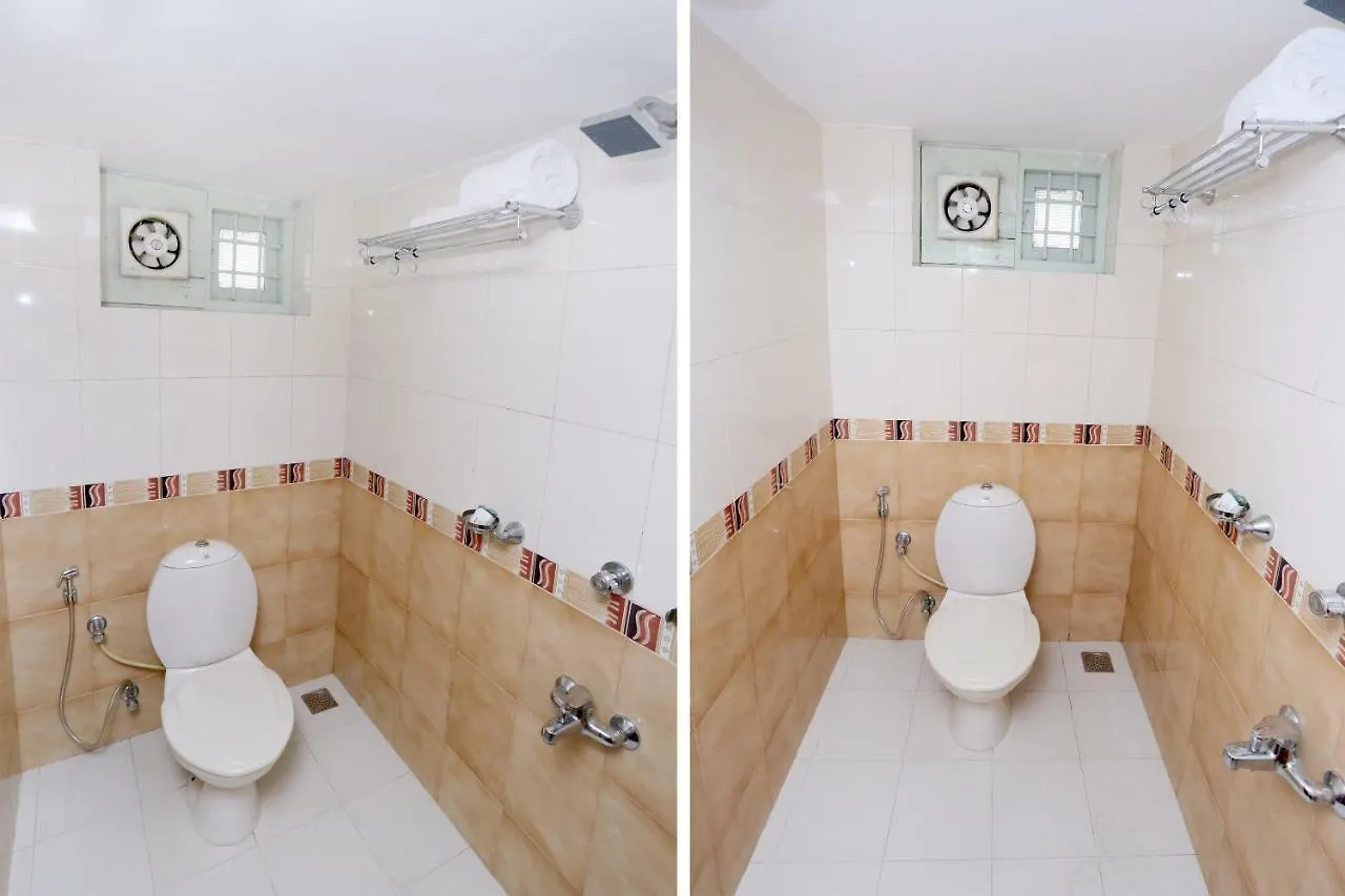 Hotel Oyo 24157 Karthika Residency Kochi